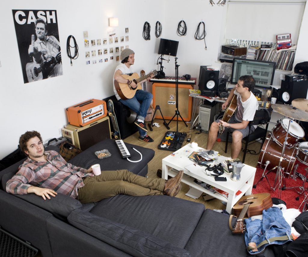 Couchsurfing